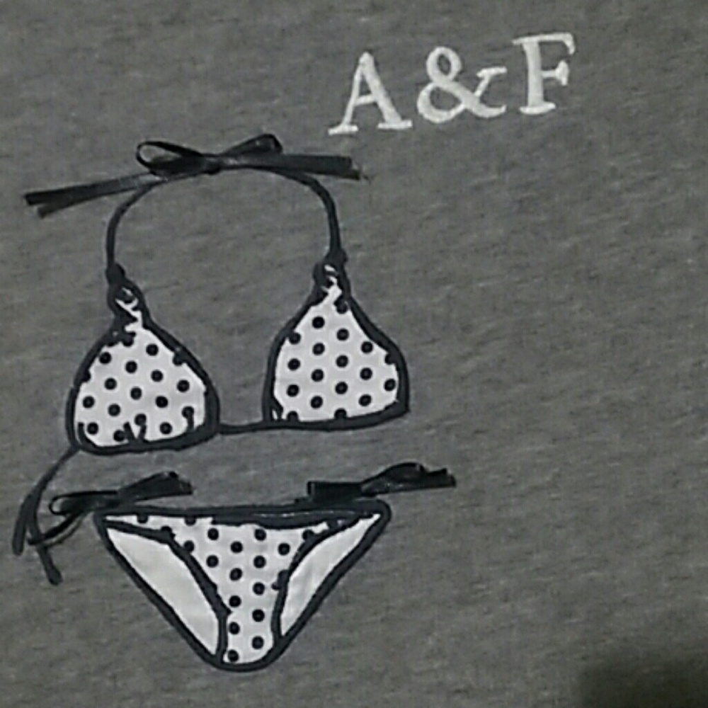 Abercrombie & Fitch gray short sleeved top